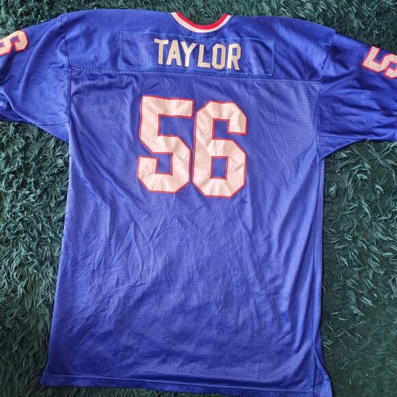 Mitchell & Ness 1981 #56  Lawrence Taylor NFL Throwback Jersey Size 58 27x38 - Picture 2 of 7
